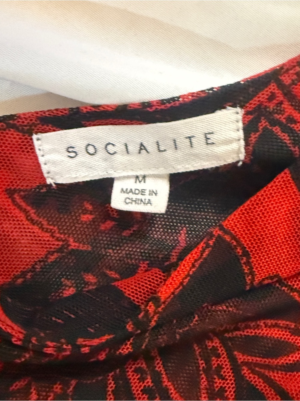 Socialite Red & Black Paisley V-Neck Long Sleeve Bodysuit - Picture 2 of 6